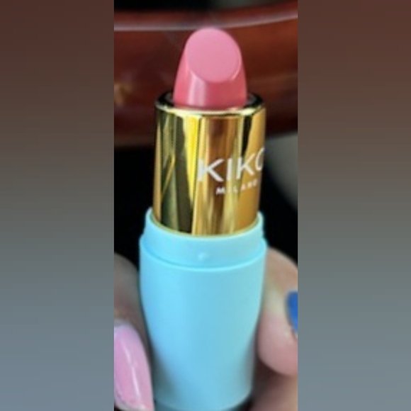 Kiko Milano Bridgerton Ballroom Beauty Satin Shine Lipstick JUICY APRICOT. BNIB - Picture 4 of 5